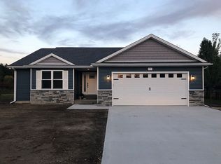 1130 Allen Rd, Smiths Creek, MI 48074