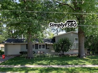 1527 14th St, Bettendorf, IA 52722