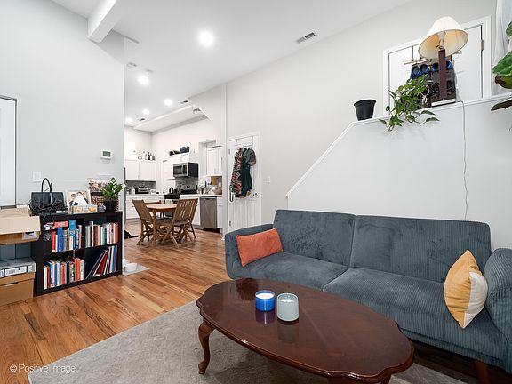 5th image of 1225 N Cleaver St Floor 1