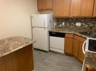 260 McIntosh Dr APT B5, Auburn, NY 13021