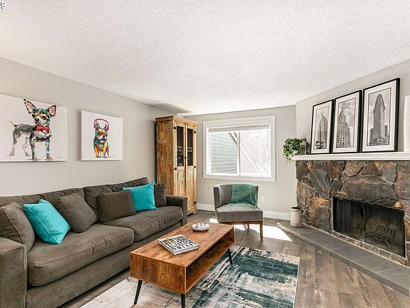 2nd image of 44 Eagle Crest Dr APT 41