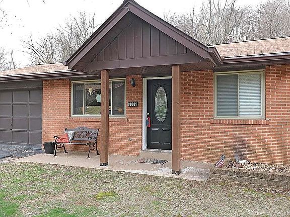 3rd image of 6032 Ozark Dr