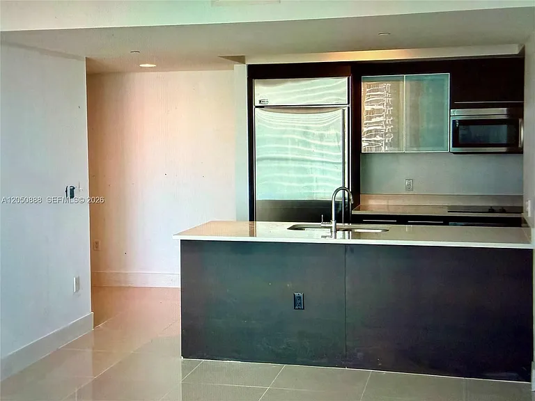 500 Brickell Ave #2003 — Photo 3