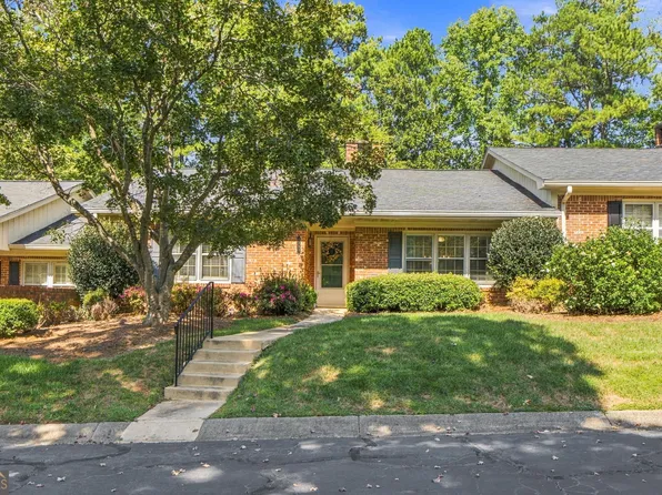 6381 E Deer Hollow Way, Peachtree Corners, GA 30092