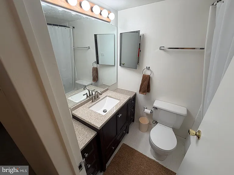950 25th St NW #116N — Photo 18