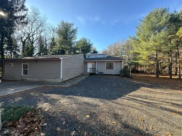 112 Duerer St, Absecon, NJ 08205