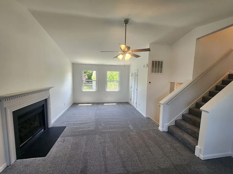 4364 Cypress Dr — Photo 5