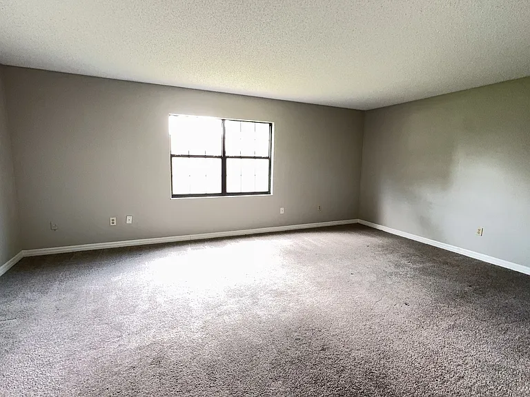 24 Wellside Ln — Photo 11