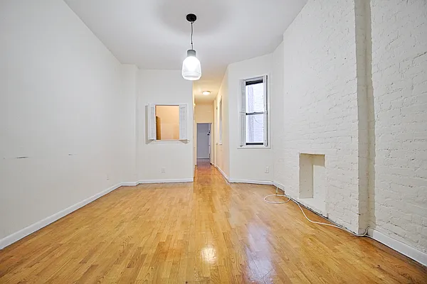 Rented by Oxford Property Group | media 7