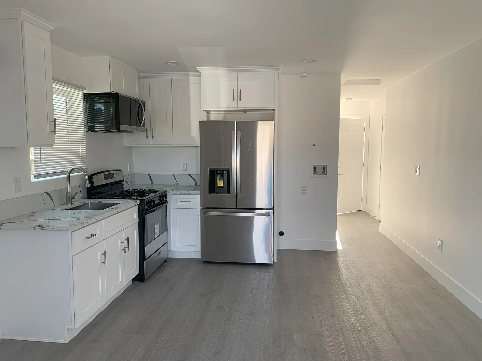 1 bed, 485 sqft, $1,950 — Photo 1