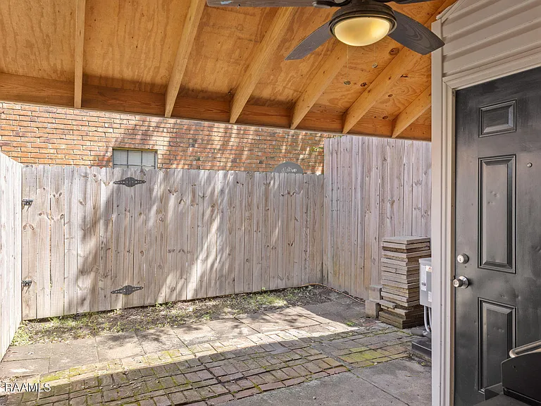 109 Southfield Pkwy — Photo 18