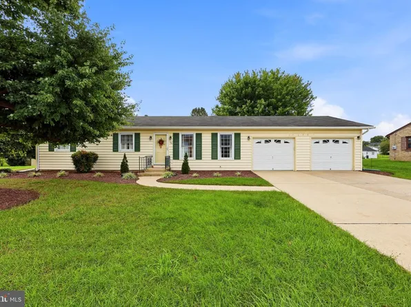 118 Tavern Rd, Martinsburg, WV 25401