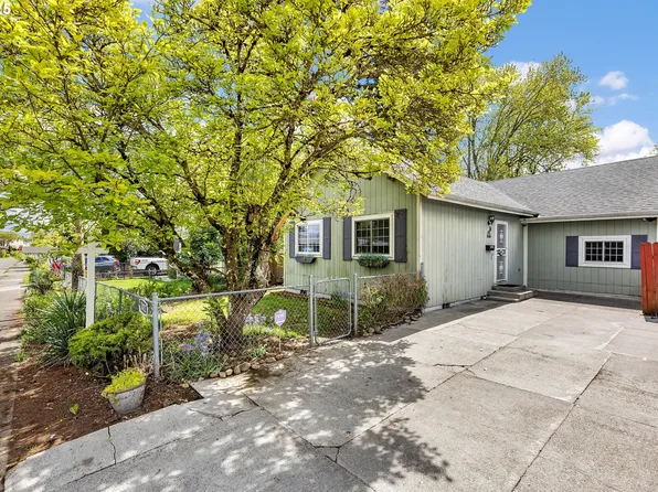 7822 SE Henry St, Portland, OR 97206