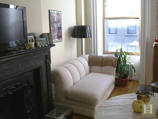 Rented by Halstead Real Estate | media 4