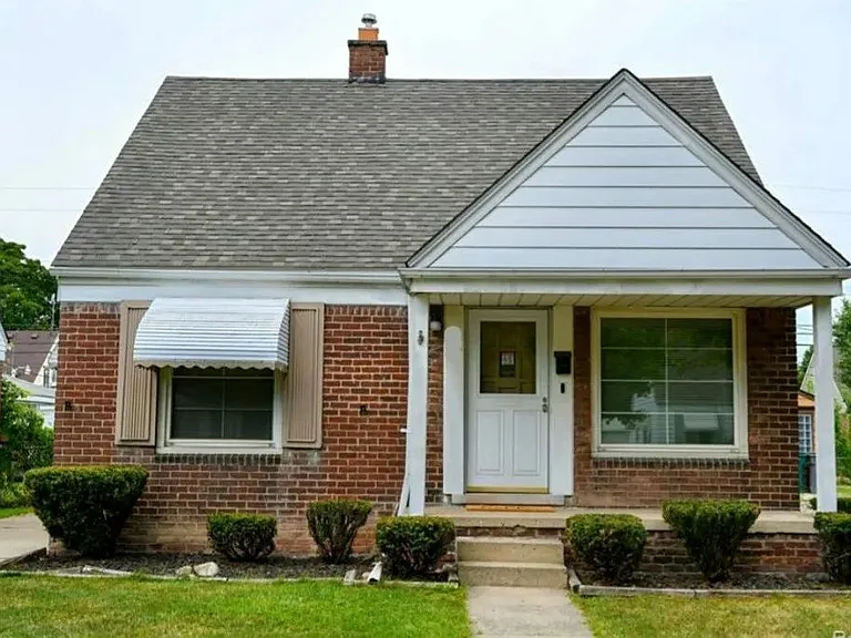 3454 Raymond Ave — Photo 1