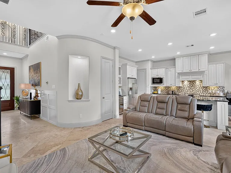 226 Skybranch Ct — Photo 12