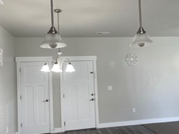 3rd image of 4243 W McKellen Dr