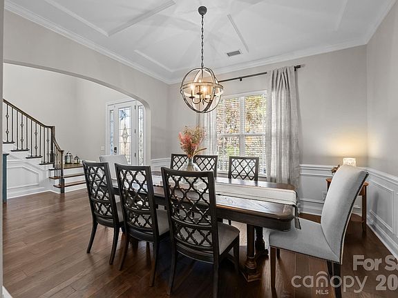 5th image of 10843 Preservation Park Dr