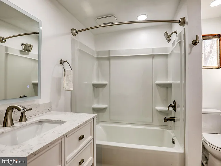 214 Bridle Path Rd — Photo 27