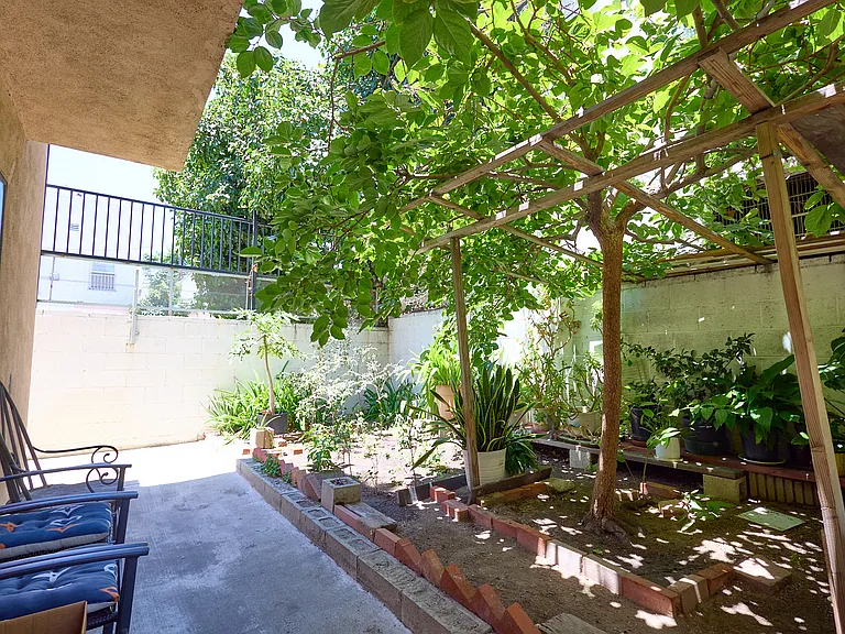 2839 Francis Ave — Photo 22