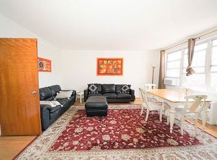 23-33 28th St #2A, Astoria, NY 11105