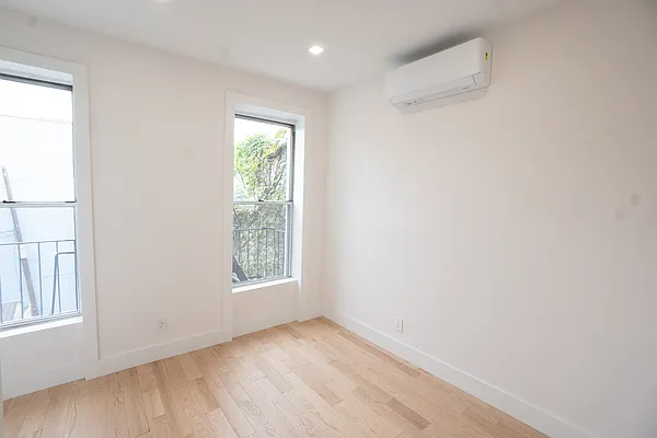 Rented by Silver Line Realty Group NY LLC | media 13