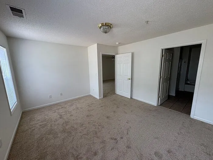 2411 Vancastle Way — Photo 14