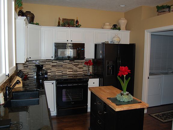 Updated Kitchen - backsplash