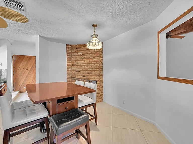 1361 SW 26th Ave — Photo 21