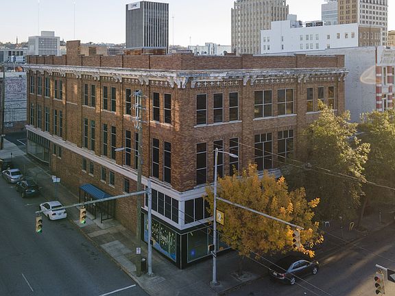 4th image of 2129 2nd Ave N #302