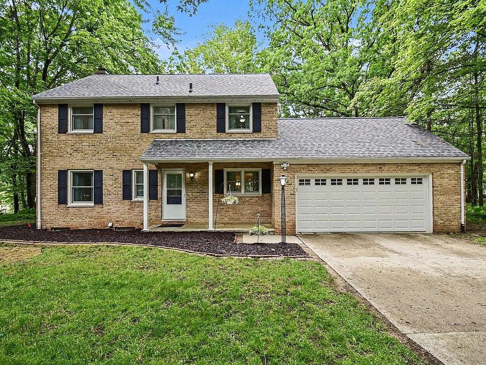 1st image of 465 Hiawatha Dr