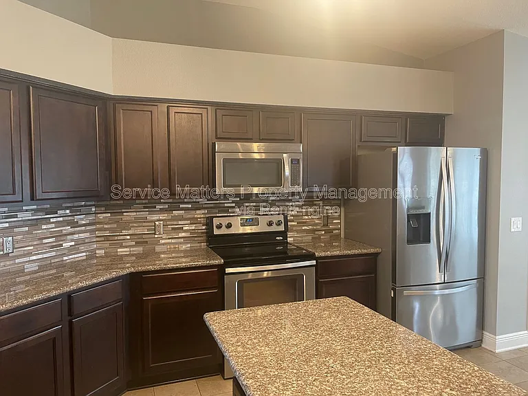 7063 Harvest Way — Photo 8