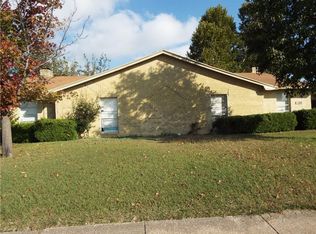 2108 Sam Houston Dr, Garland, TX 75044