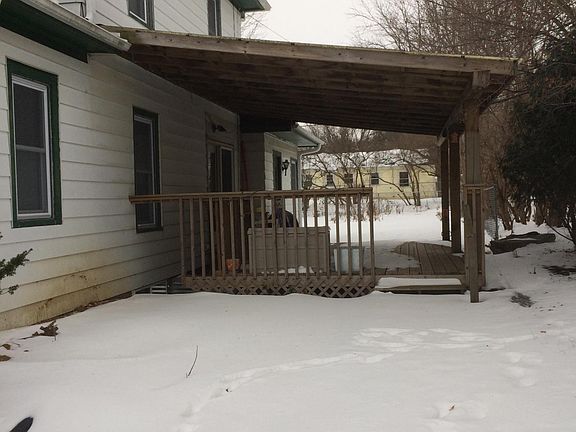 3rd image of 6807 Elmwood Ave