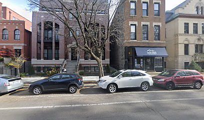 1st image of 2319G N Southport Ave #1S