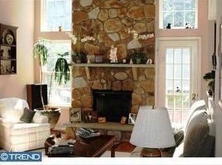 226 Riverwoods Dr, New Hope, PA 18938