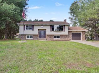 11795 James Dr, Logan, OH 43138