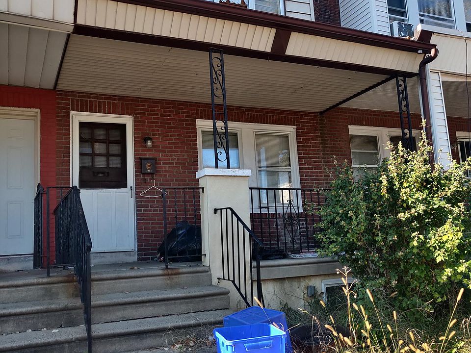 2nd image of 2536 S Carroll St