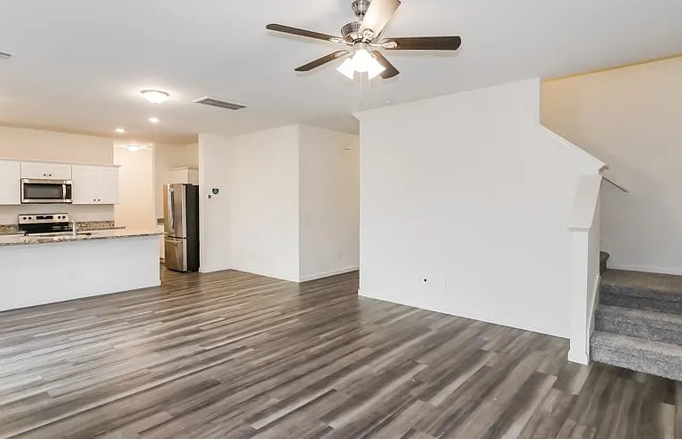 The Nexus at Kingsland Heights — Photo 4