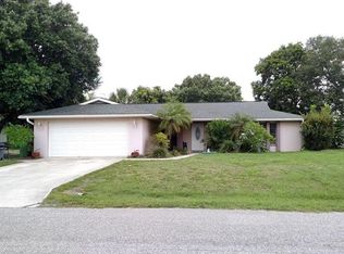 1046 Canal Ter, Port Charlotte, FL 33948