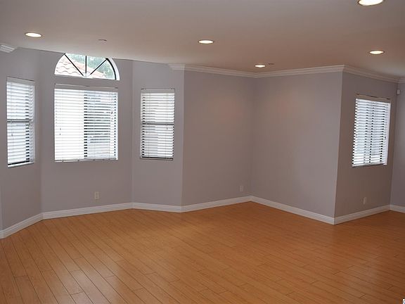 2nd image of 1245 Orange Grove Ave APT 208