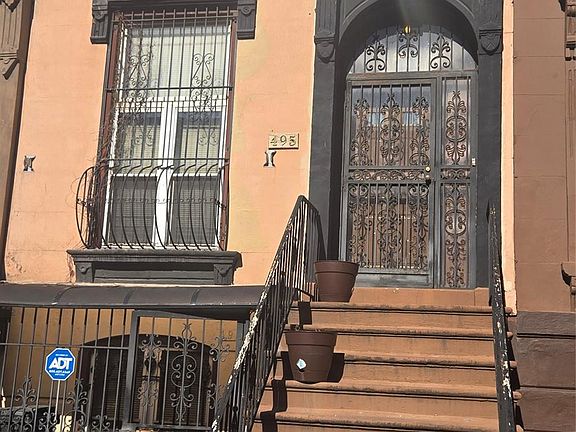 2nd image of 495 Halsey Street