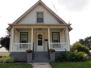 310 Marguerite St, Elgin, IL 60123