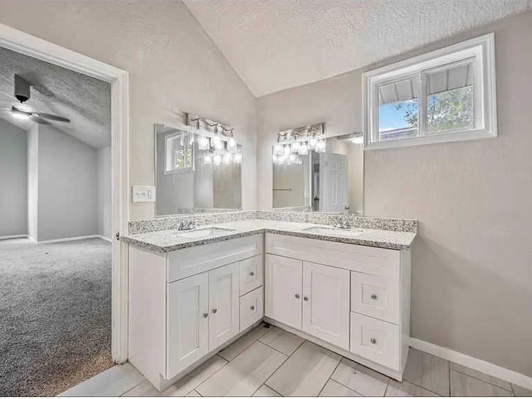 17843 S Cypress Villas Dr — Photo 17