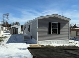 120 Lillian Ln, Somerset, PA 15501