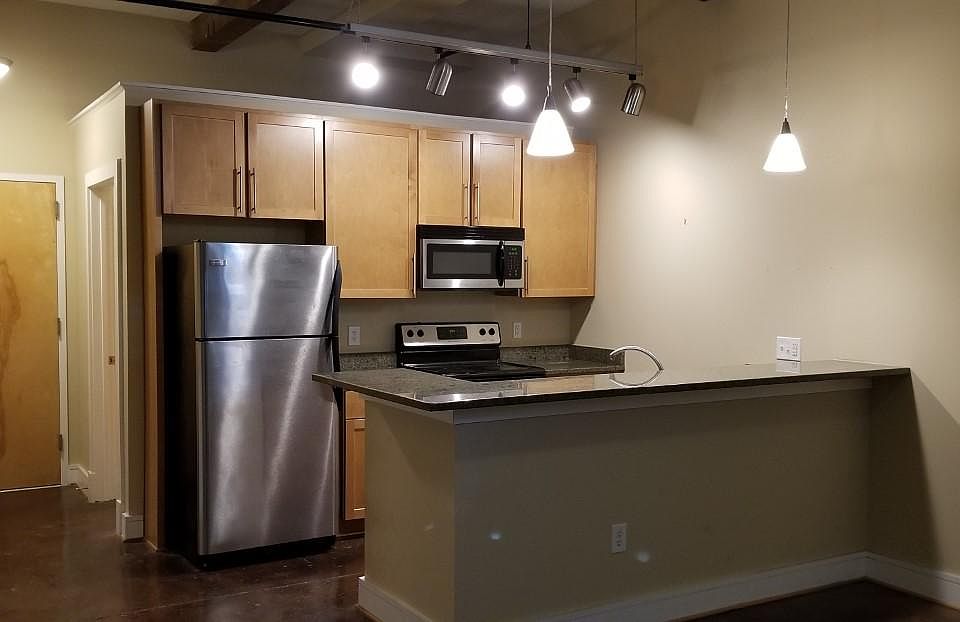 1st image of 505 6th St SW APT 17G