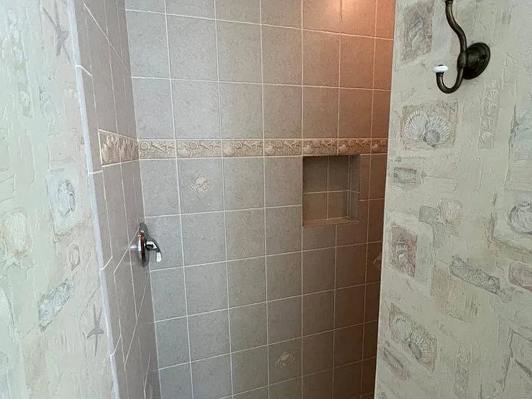 17146 Marydale Rd — Photo 44