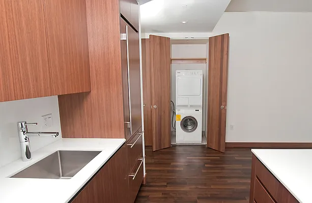 Rented by NOVO | media 13