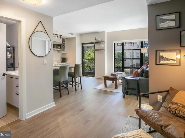 1625 Eckington Pl NE APT 421, Washington, DC 20002