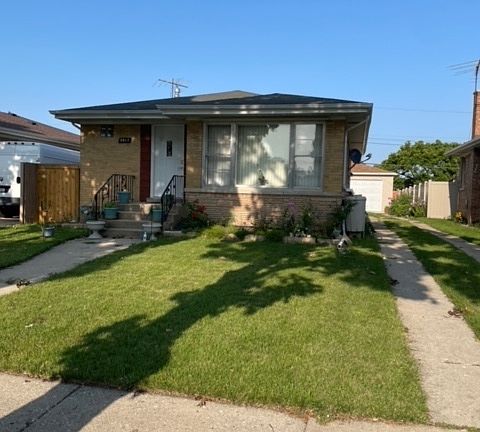 2nd image of 2917 Dora St